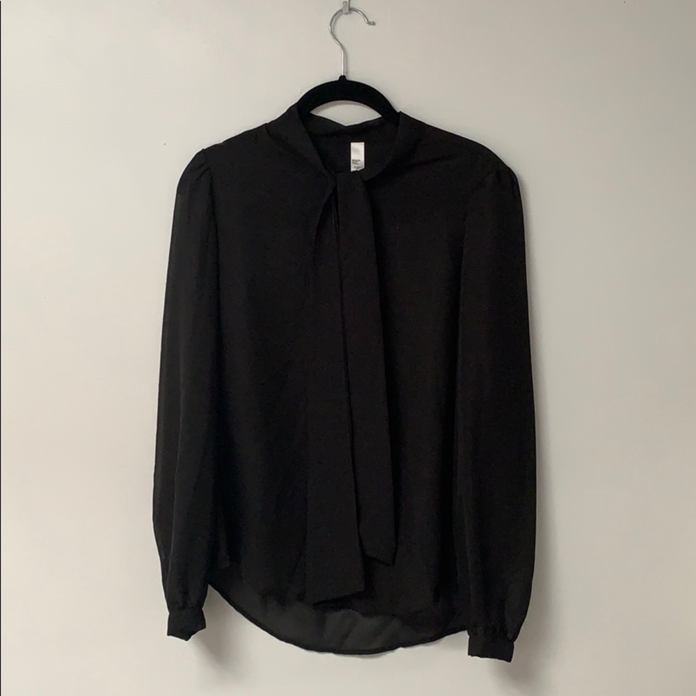 Chiffon Neck Tie Blouse